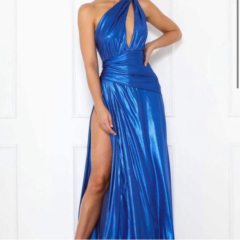 GORGEOUS GOWN - ABYSS BY ABBY